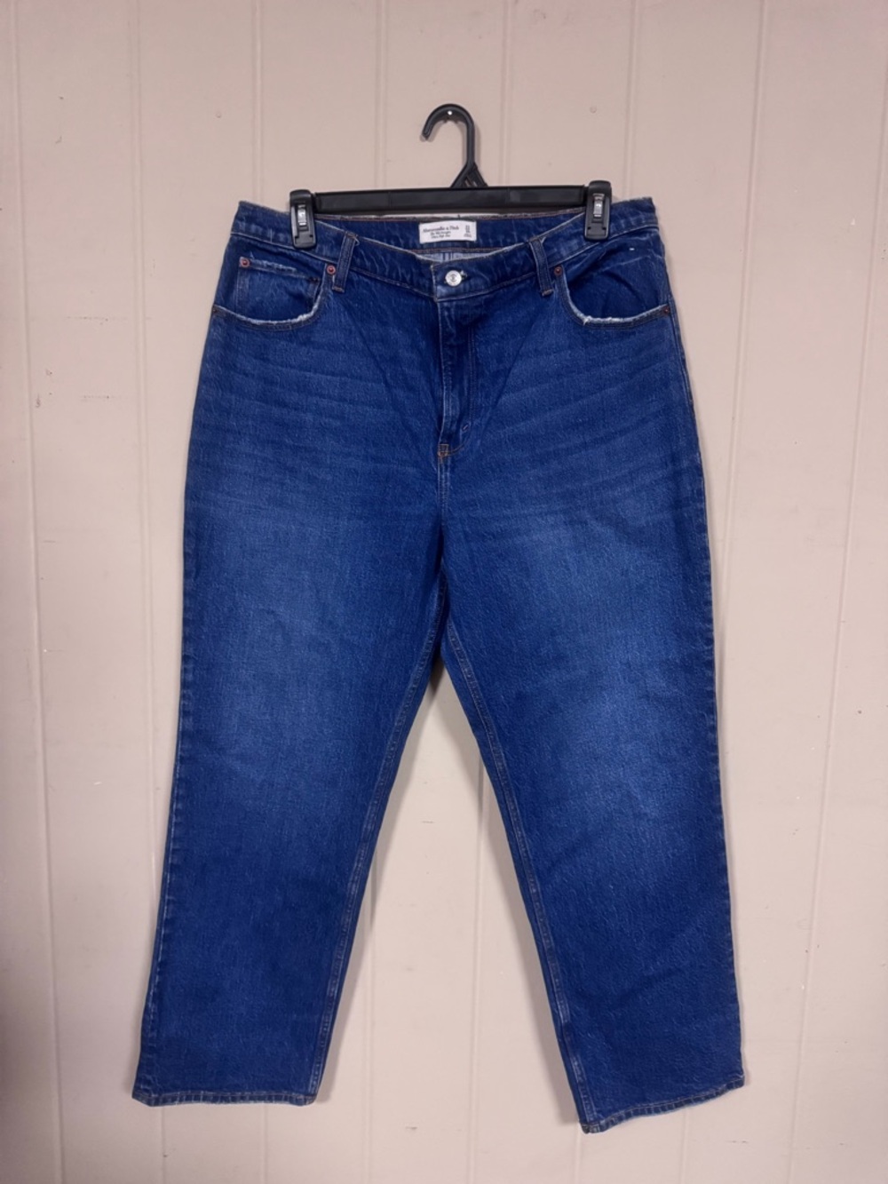 Abercrombie & Fitch 90s Straight Jeans Ultra High Rise Size 33/16